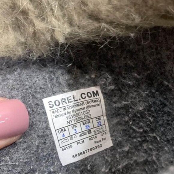 ❄️sorel tall leather waterproof winter boots. Size 4 adults. Gray/black. E… - Picture 10 of 10